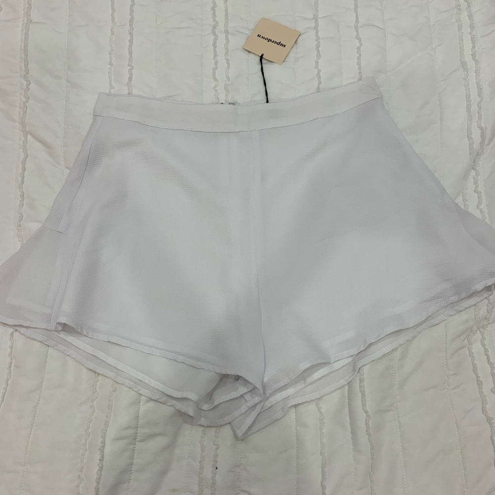 Superdown White Flowy Shorts - Picture 4 of 5